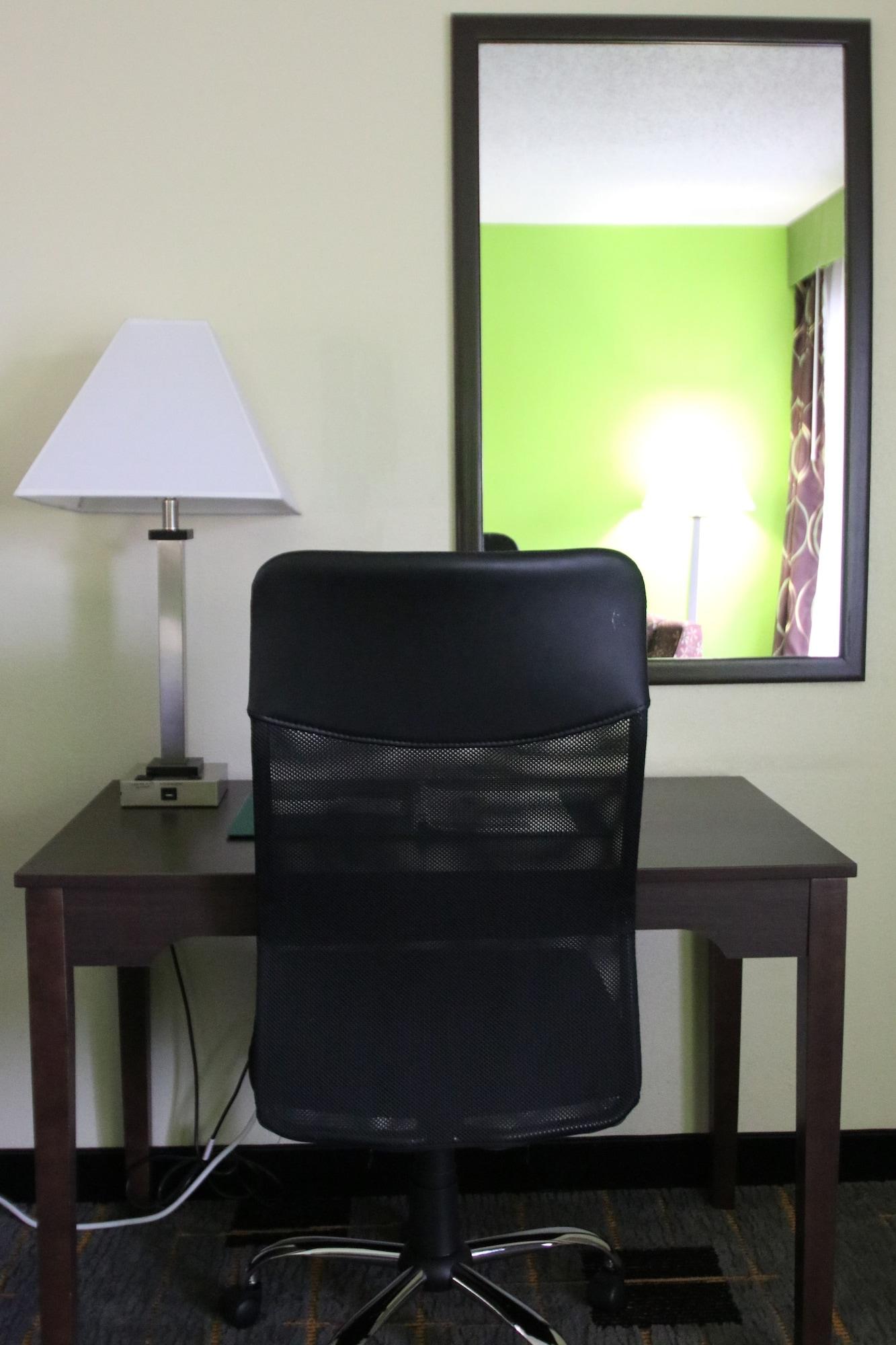 Quality Inn Кливленд Экстерьер фото