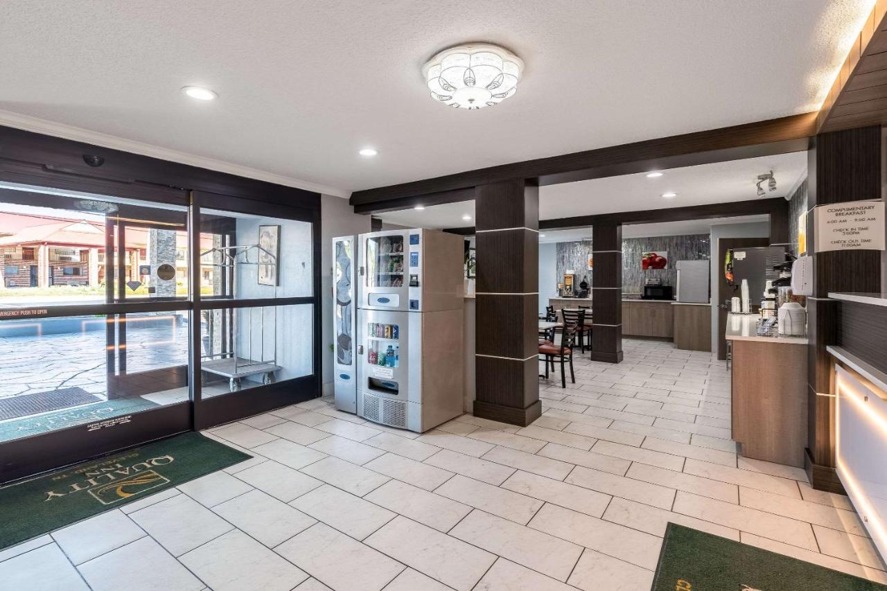 Quality Inn Кливленд Экстерьер фото
